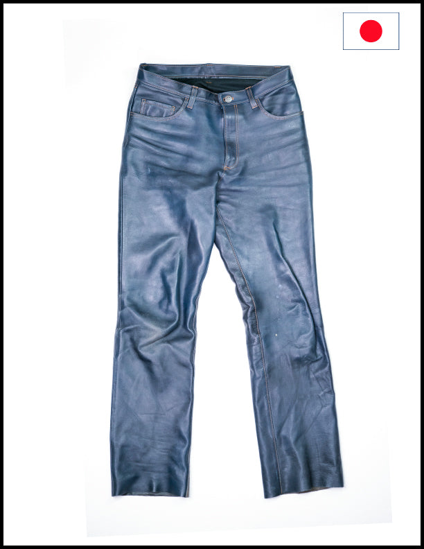 Lularoe leggings under jeans! Great idea for winter!